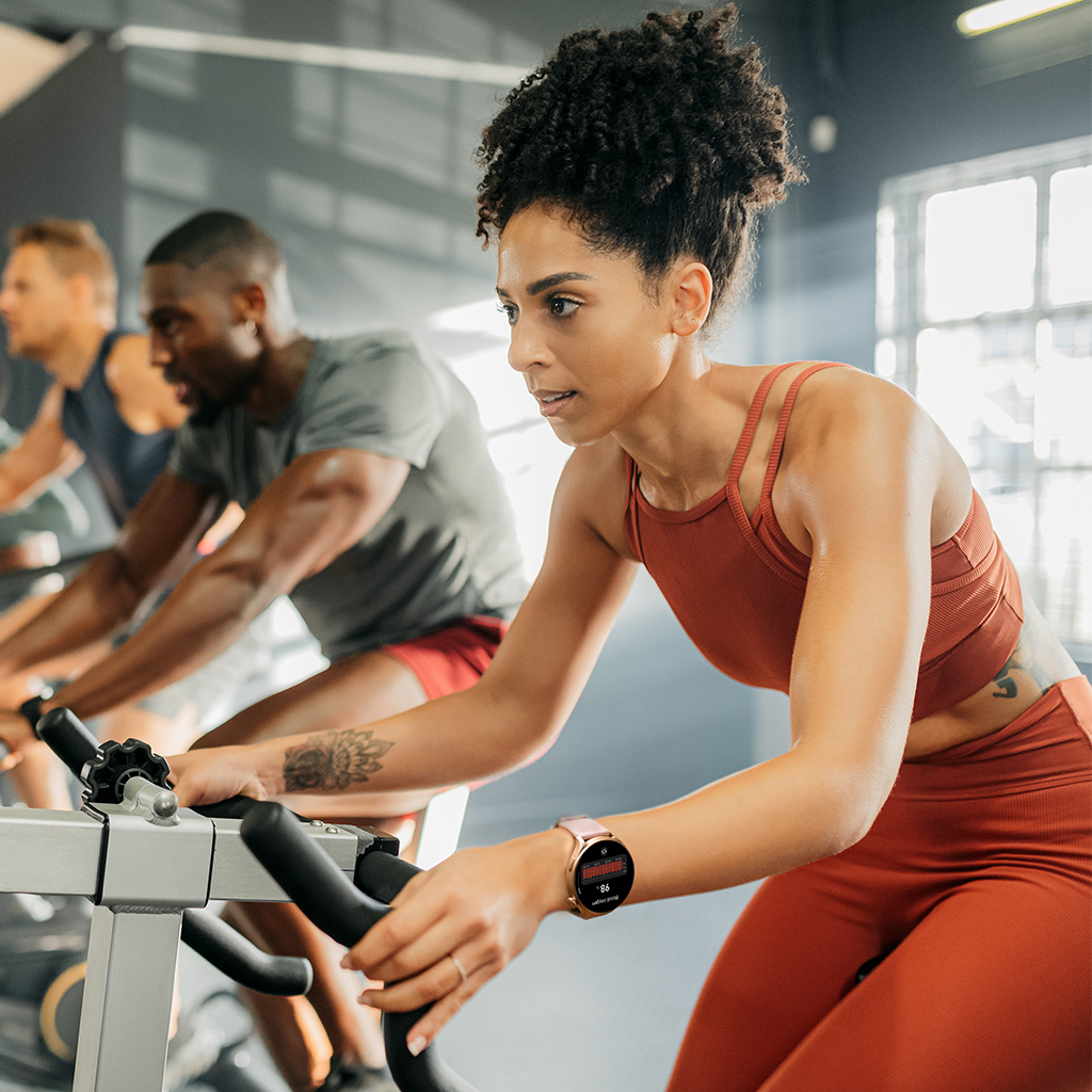 Wear-GTR2-Smart-Watch-During-Exercising-1 百乐博-非凡设想力,引发无限可能